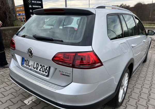 Volkswagen Golf cena 47500 przebieg: 182000, rok produkcji 2016 z Łobez małe 172